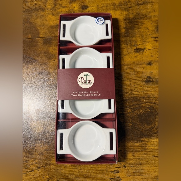 Handled Round Mini Bowls. Package of 4. NEW - Picture 2 of 4